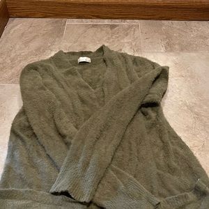 💚 3/$15 Be Cool Fuzzy Green Open Cardigan, OS